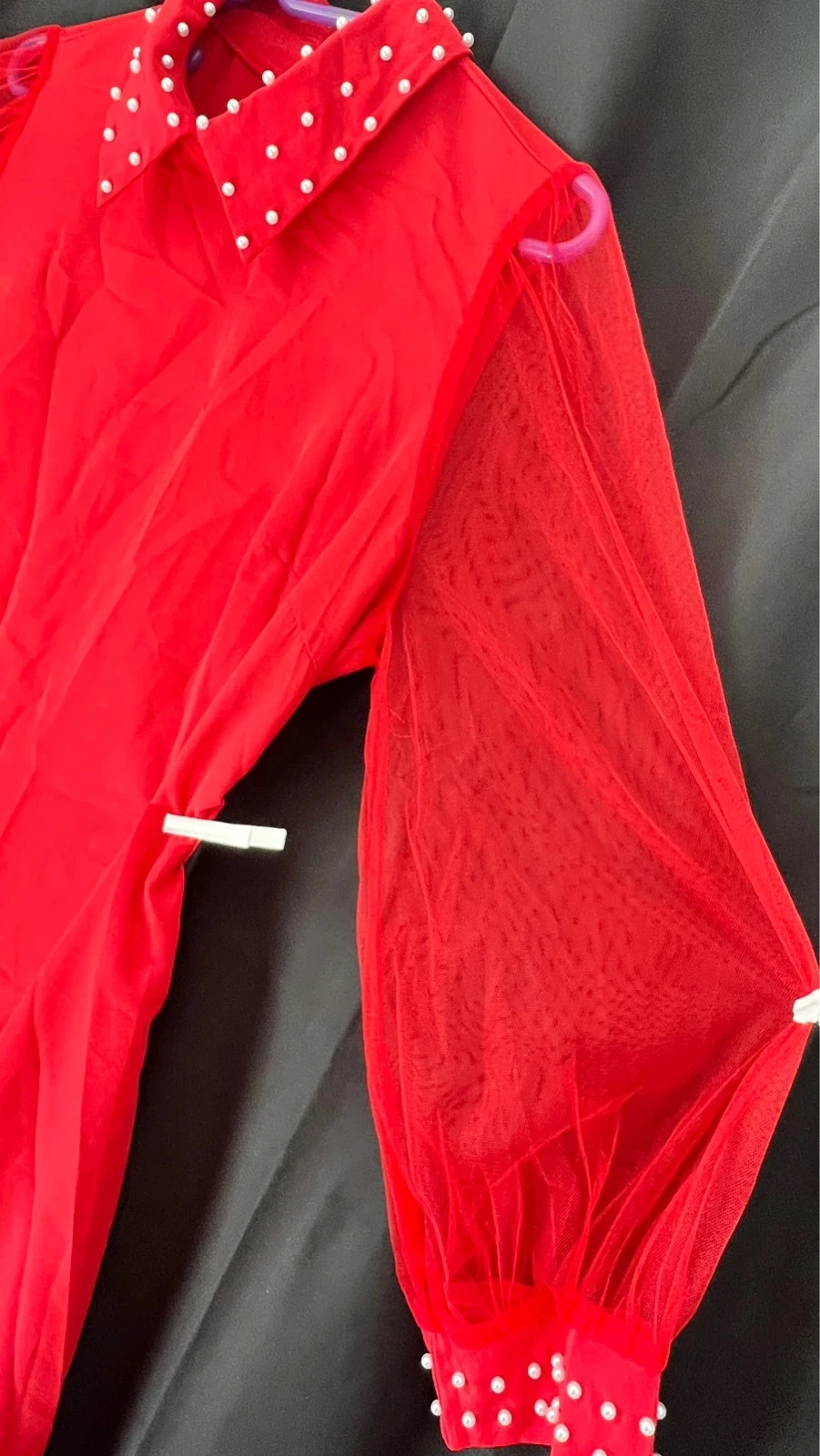 Deslumbrante Vestido Vermelho com Contas. – photo 6
